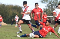 Las Juveniles enfrentaron a Independiente